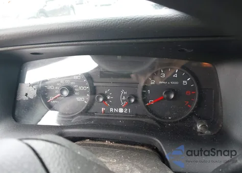 2006 Ford Crown Victoria Standard z USA, uszkodzony, nr VIN 2FAFP73V76X165582